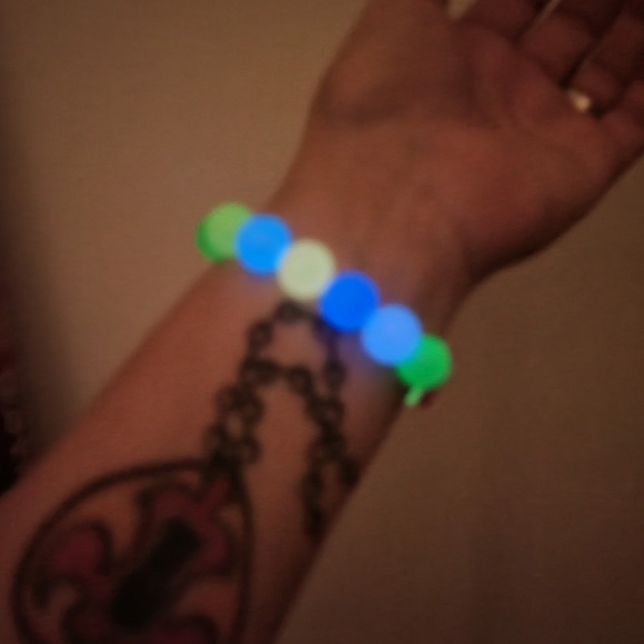 All Reasonable offers considered - Picture 16 of 16